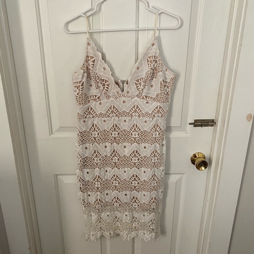 Lulu’s White Lace Midi Dress